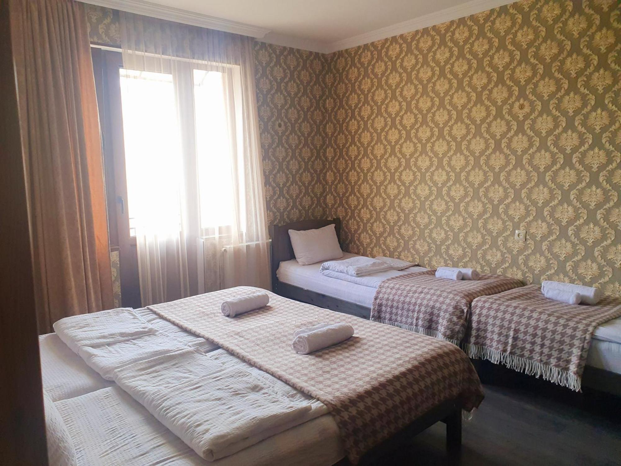 Nikolo Inn Kazbegi Habitación foto